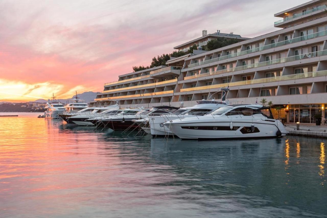 Apartments Solmar Podstrana Luaran gambar